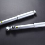 KYB Extageショックアブソーバ【14段階減衰力調整式低圧ガス複筒モデル】